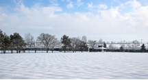 青空と雪景色